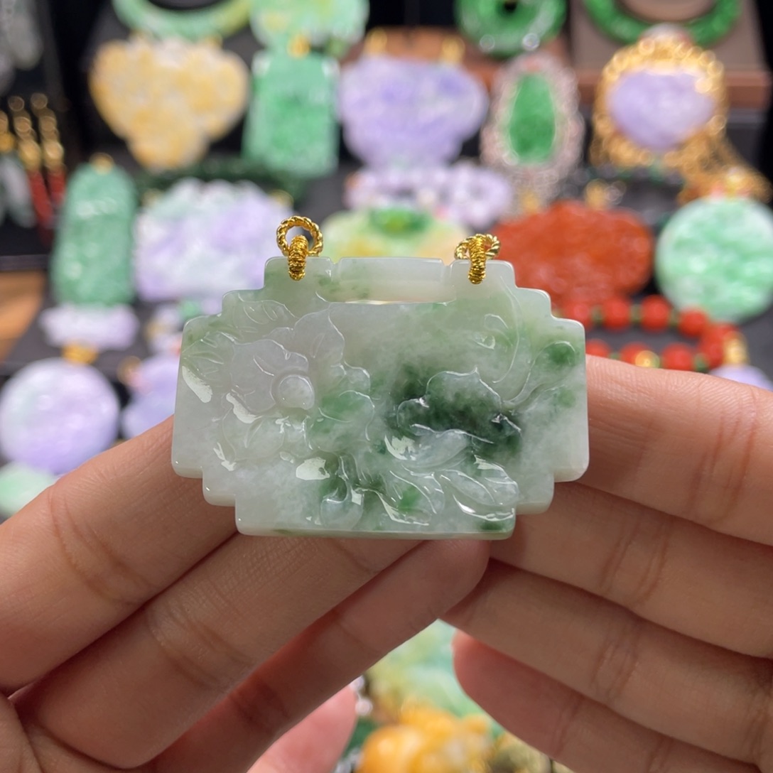 仙****翡翠未镶嵌颈饰代编织