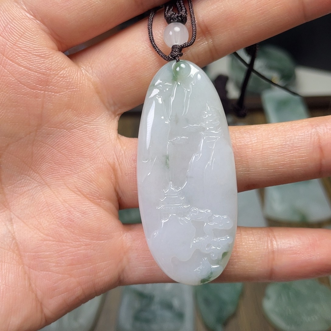 定制翡翠未镶嵌山水牌