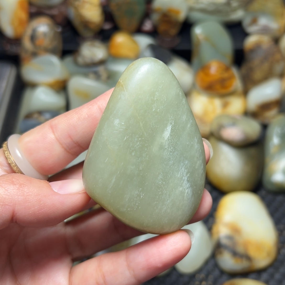 和田玉（青玉）A10未镶嵌