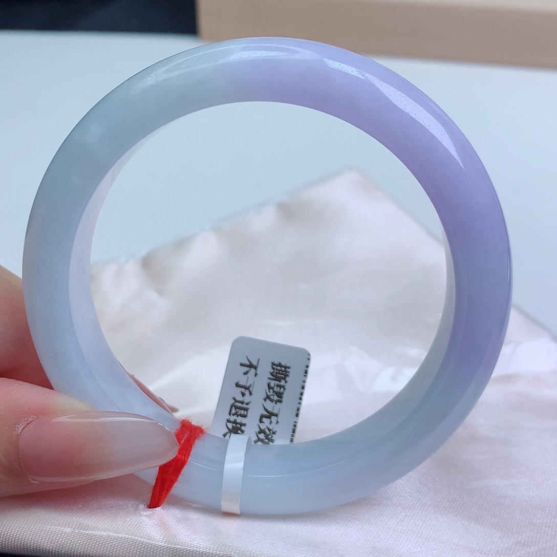 翡翠手镯未镶嵌57.5圈口