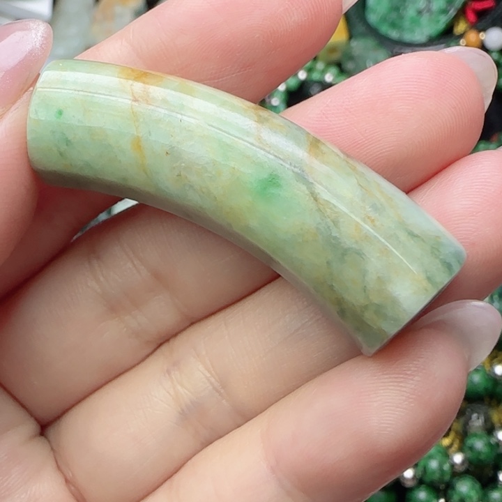 翡翠未镶嵌颈饰天然A货21