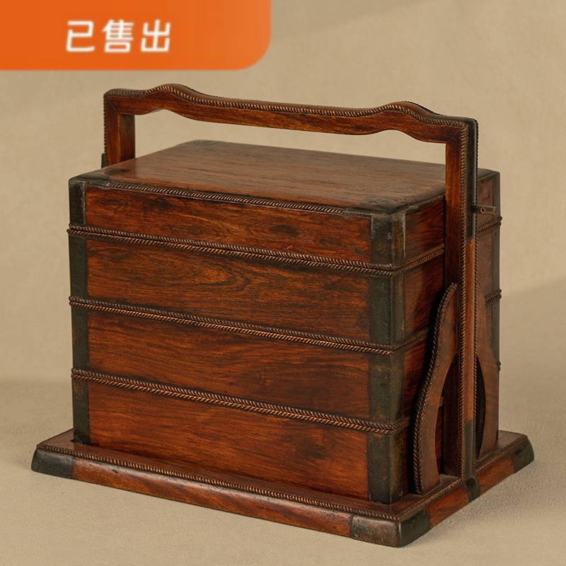 【已售勿询仅供欣赏】清代 黄花梨绳纹三撞提梁盒 古董艺术品