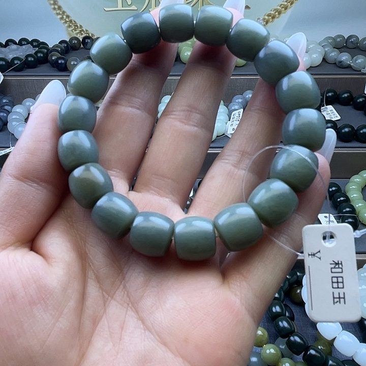 未镶嵌手链和田玉