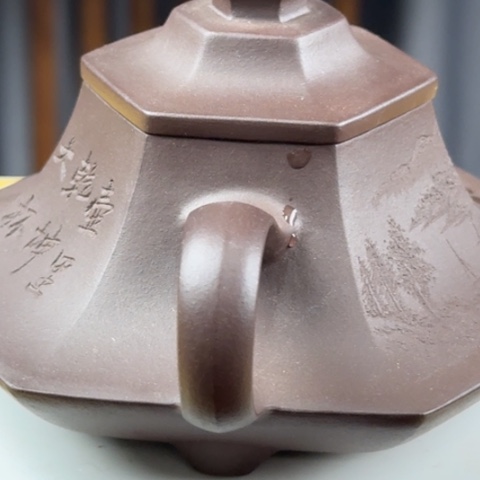 紫砂茶壶密密麻麻