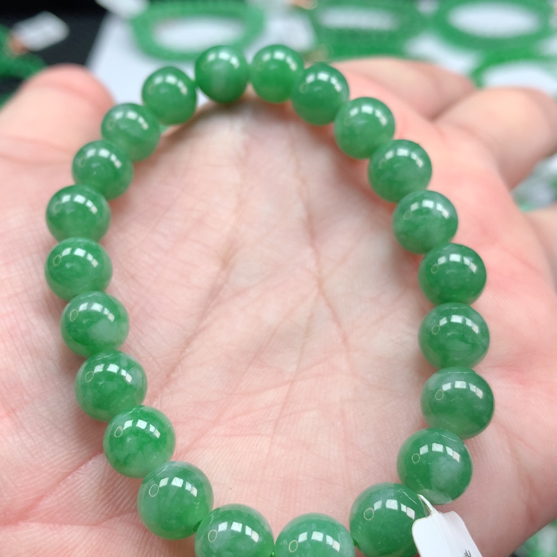 翡翠手链未镶嵌翡翠