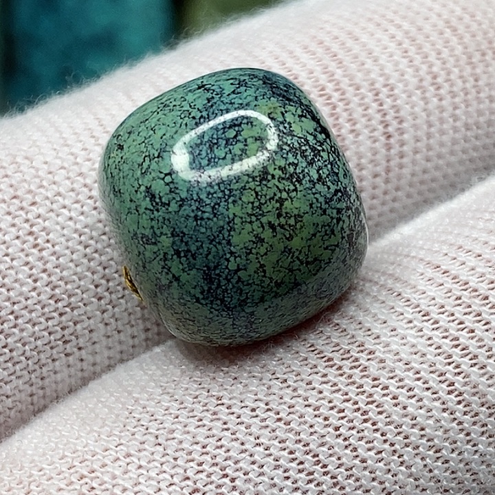 绿松石未镶嵌天然原矿 地大质检15.1×13.6mm