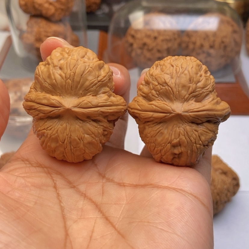 【闪购商品】文玩核桃把件42平谷元宝全品