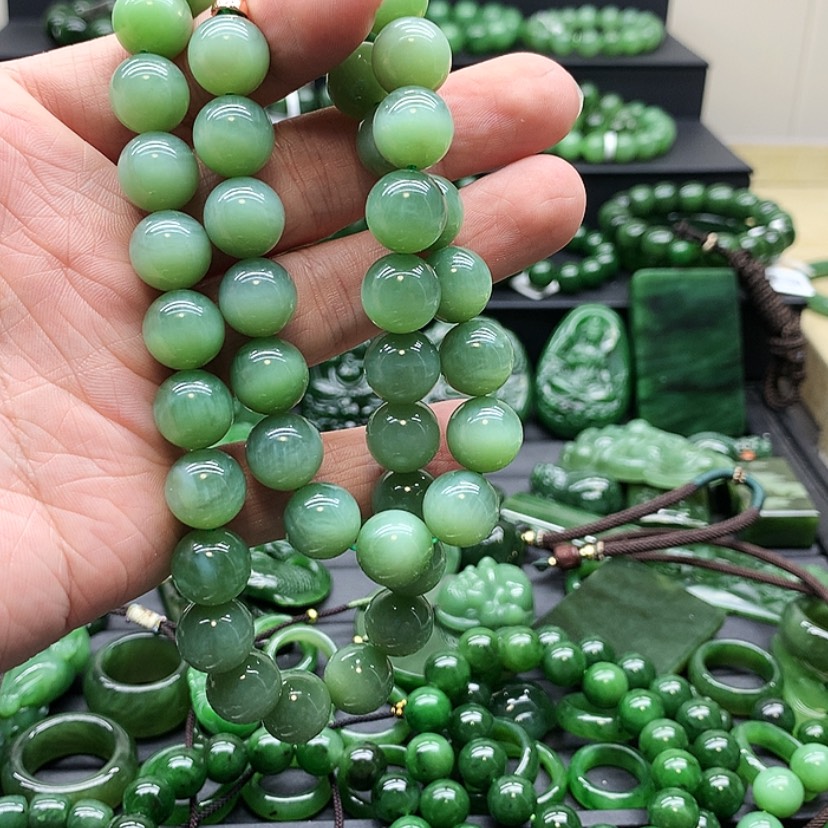 【闪购商品】和田玉（碧玉）颈饰未镶嵌三**竖