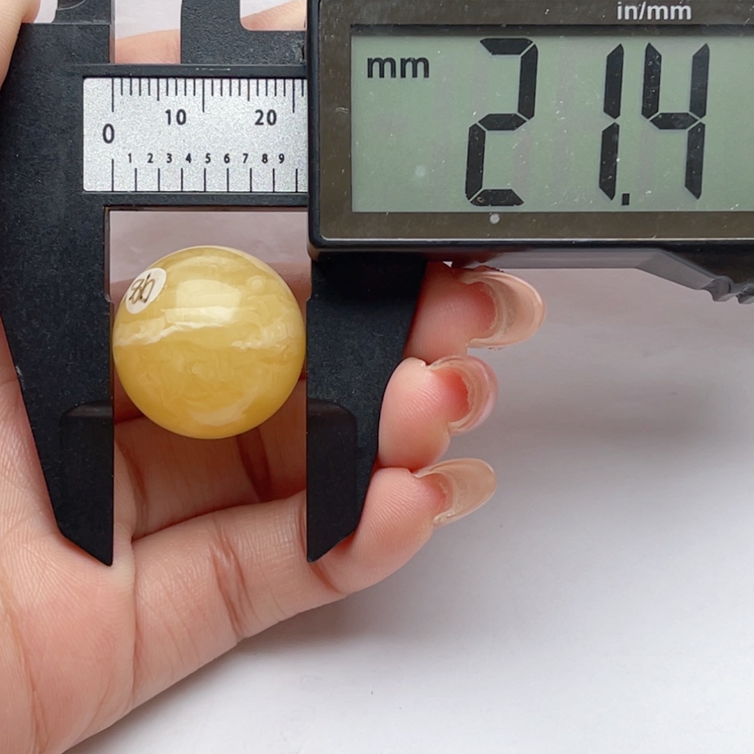 蜜蜡裸石未镶嵌陈***?蜜蜡圆珠 思思