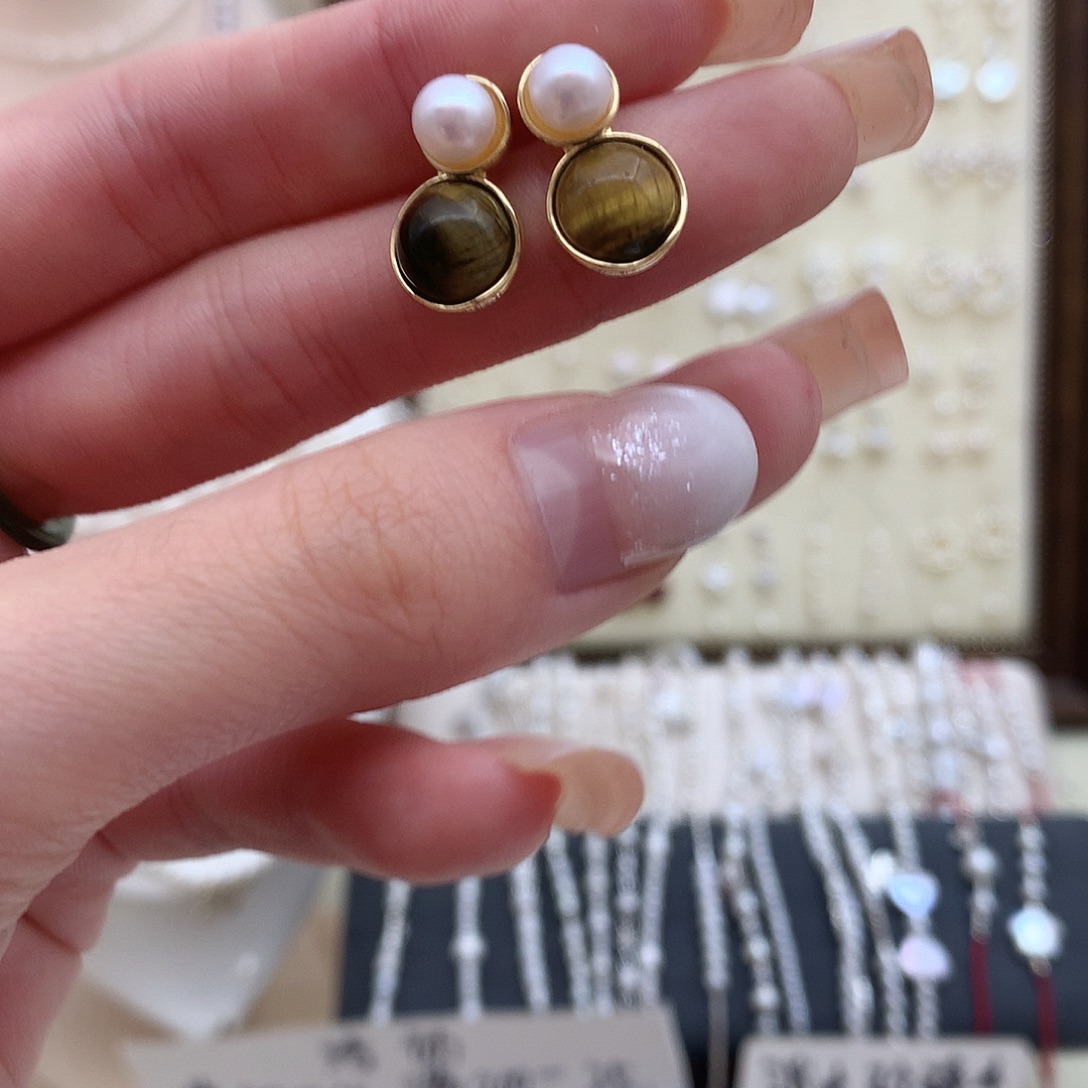 淡水珍珠耳饰未镶嵌