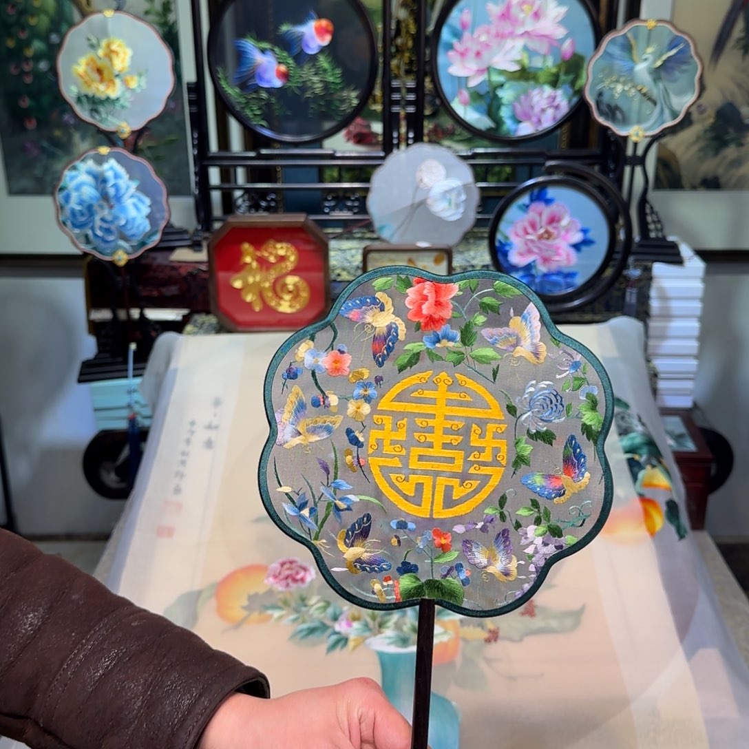 刺绣刺绣工艺精湛