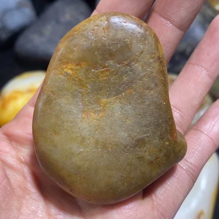 未镶嵌和田玉（糖玉）挂件24