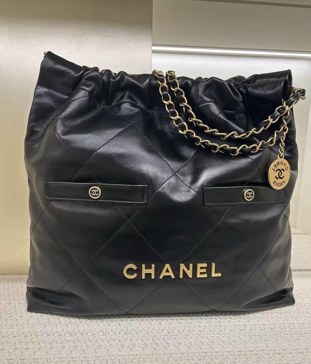 未使用 Chanel/香奈儿 多多奢品/香奈儿25年黑金双口袋垃圾袋/新