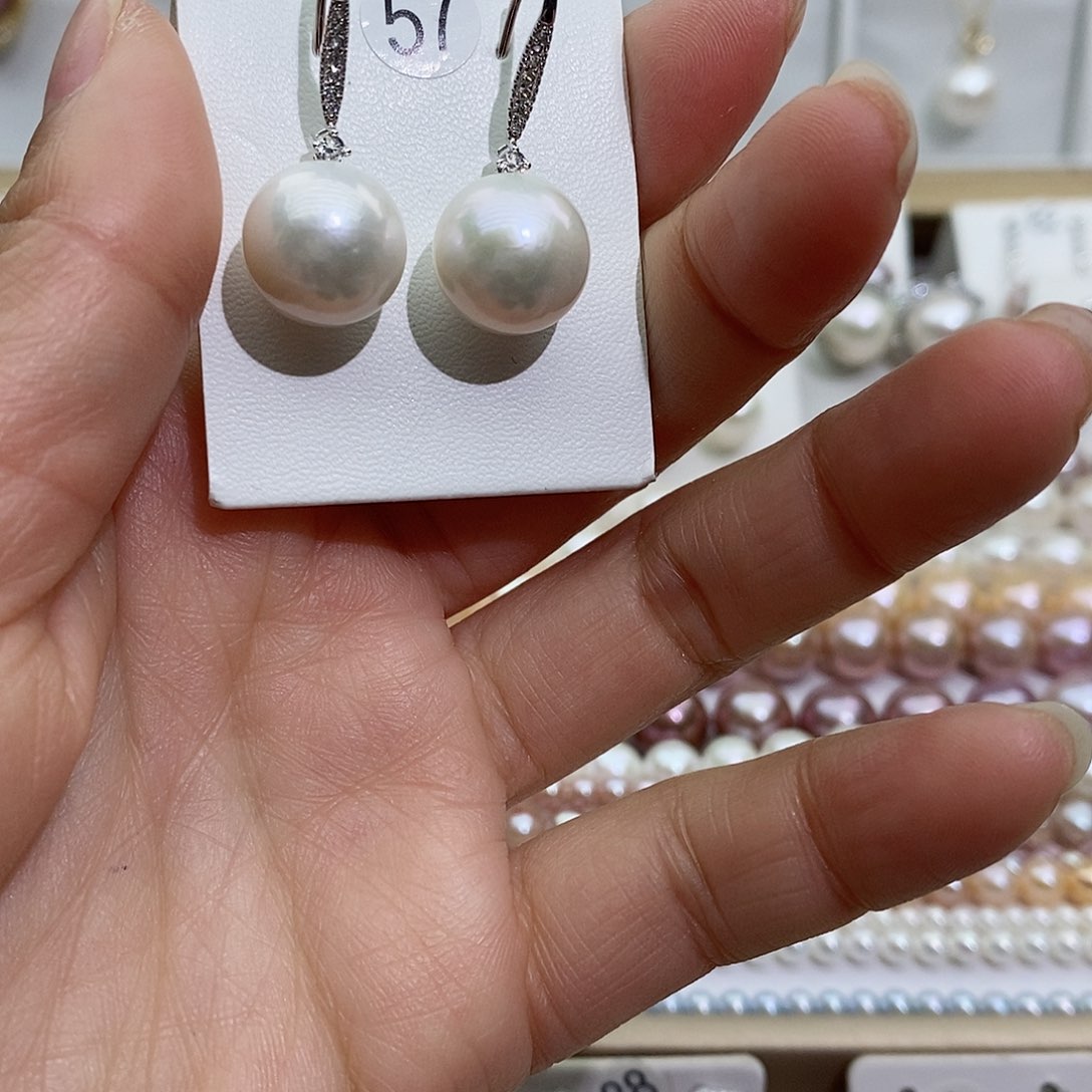 淡水珍珠吊坠(赠链)银S925镶嵌