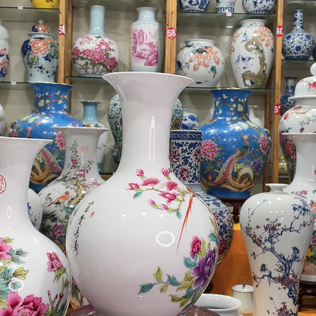 摆件你****谁景德镇的陶瓷