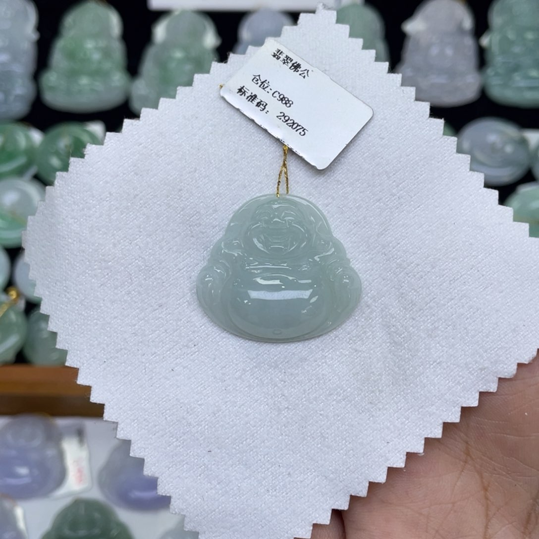 颈饰未镶嵌翡翠佛公