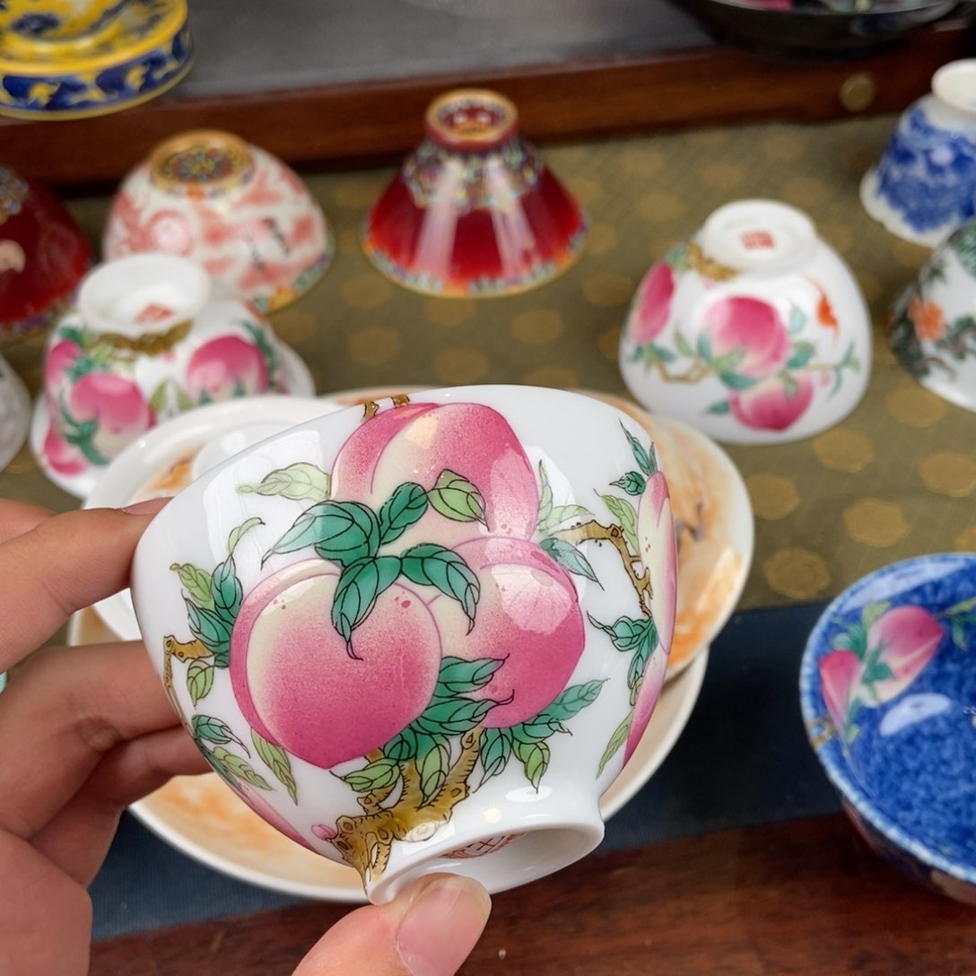 陶瓷艺术家的作品是什么意思，