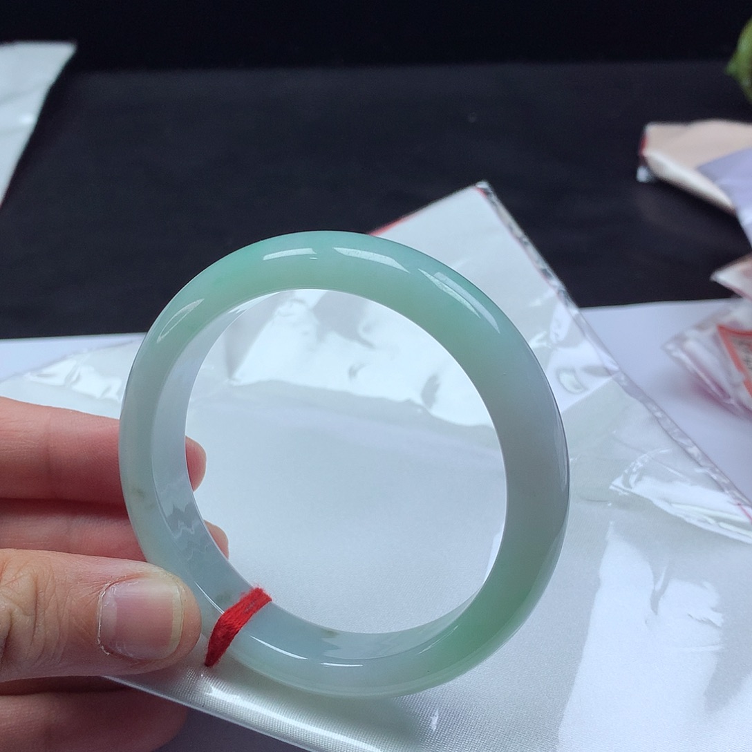 翡翠手镯未镶嵌58正圈