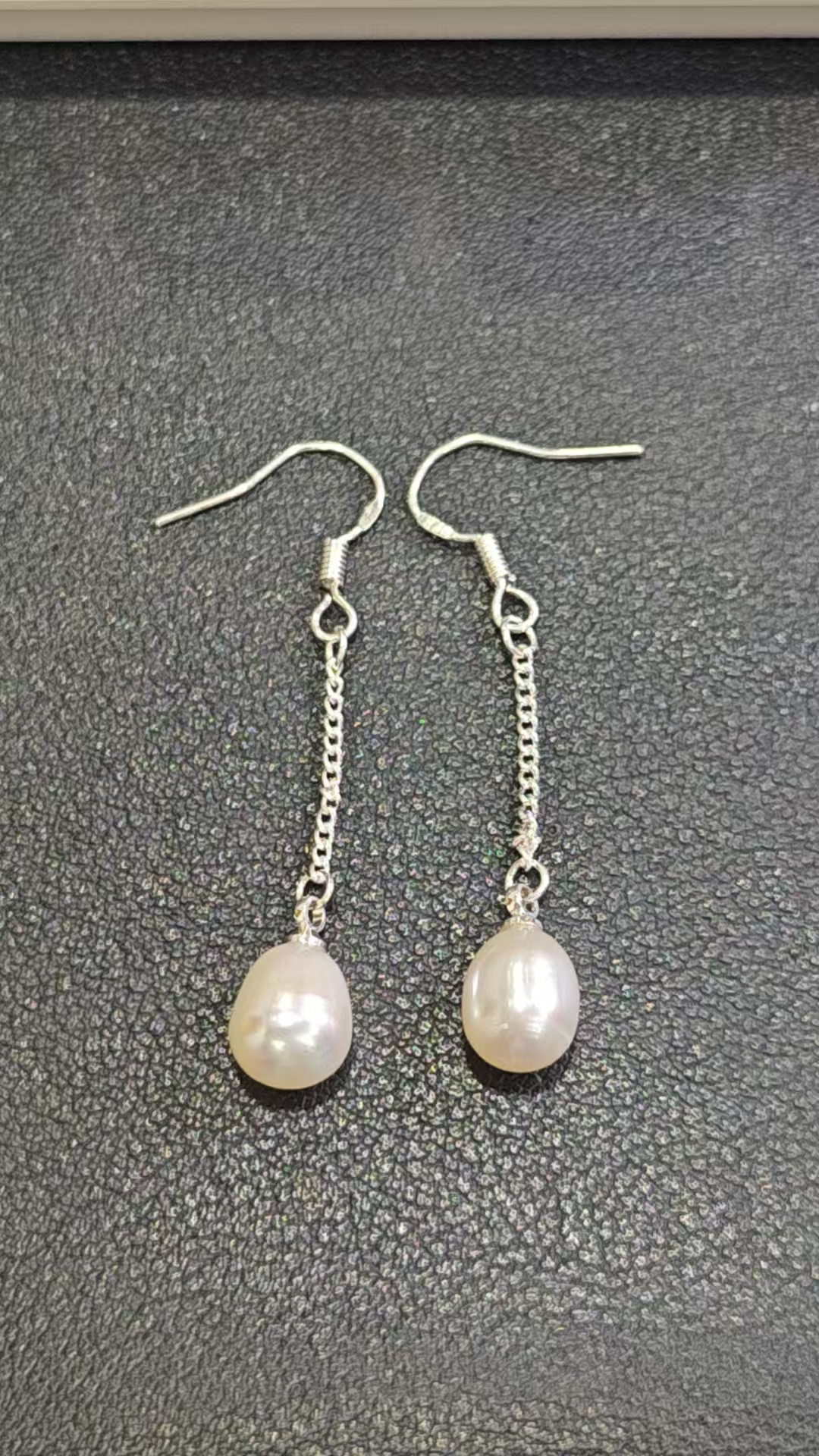 非金属仿珍珠耳饰 男女同款耳钉随机多样性发一