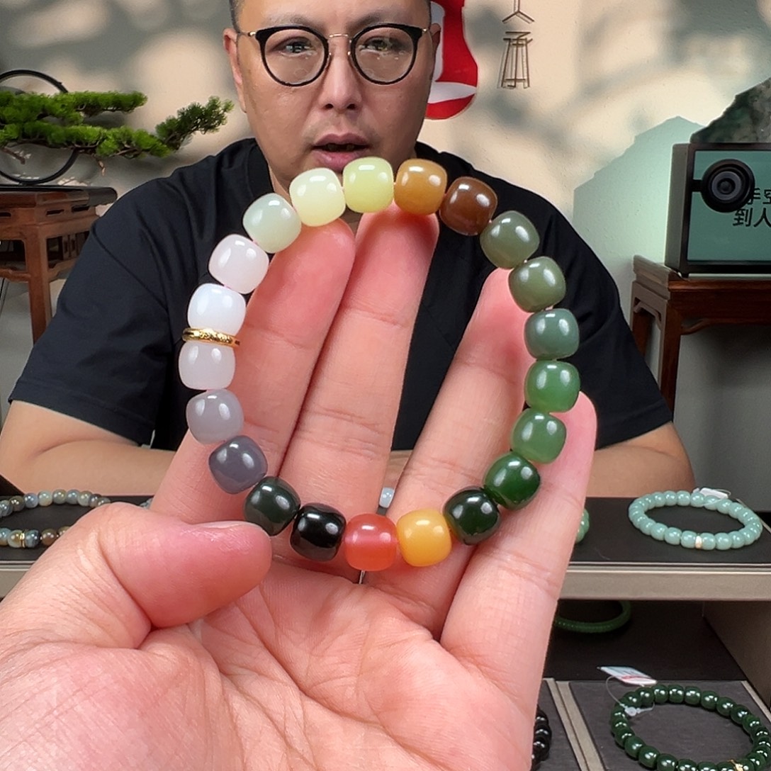 和田玉未镶嵌手链卡10mm多宝藏物