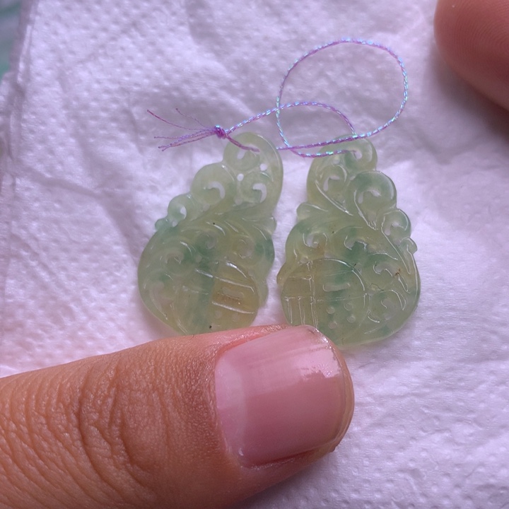 定制翡翠未镶嵌耳饰