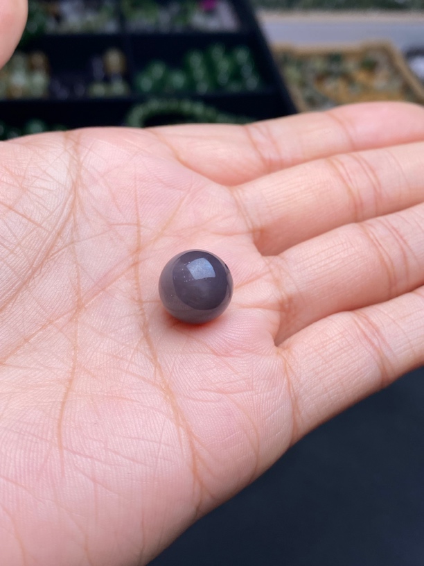 天然和田玉烟紫单珠  12毫米左右   料子润  水头好 手工