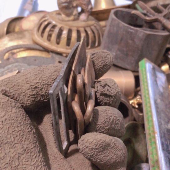 大***u闪电购铜摆件工艺品