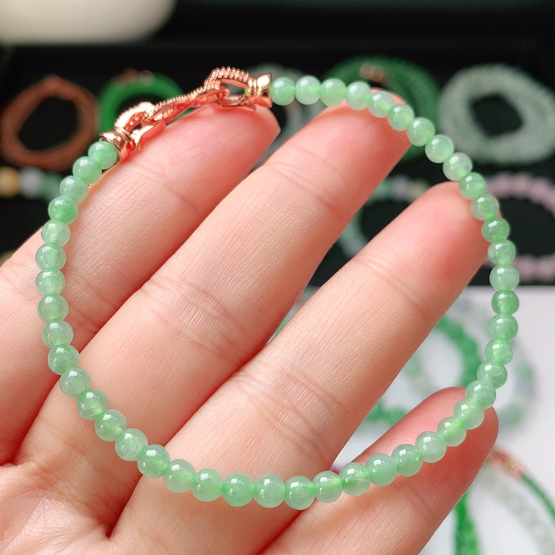 翡翠未镶嵌手链翡翠