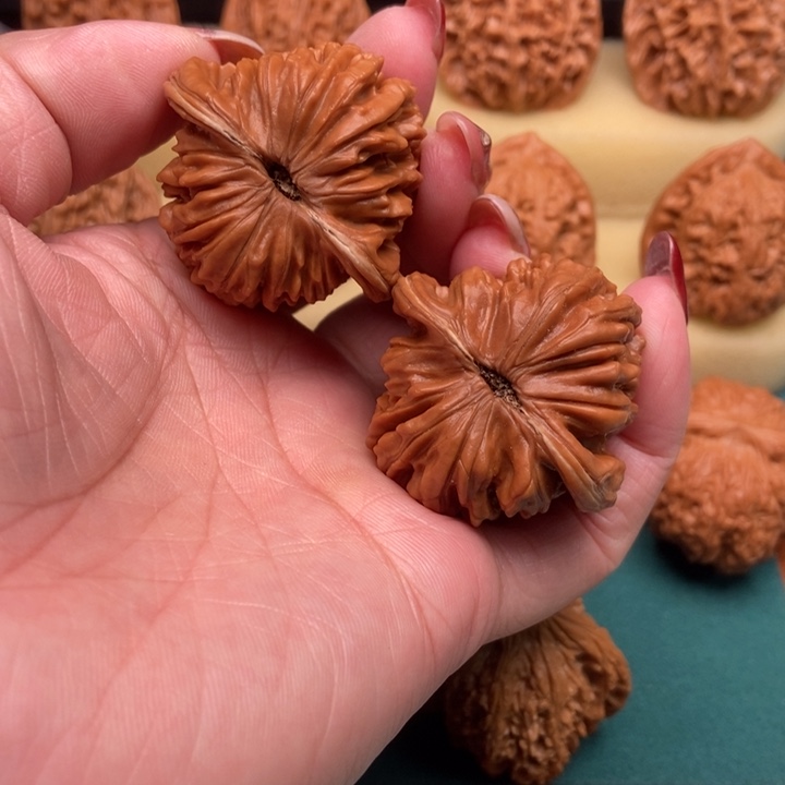 桃核吊坠平谷四座楼42尺已打底