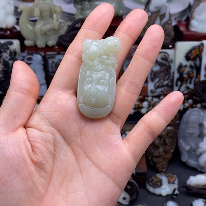 和田玉未镶嵌颈饰