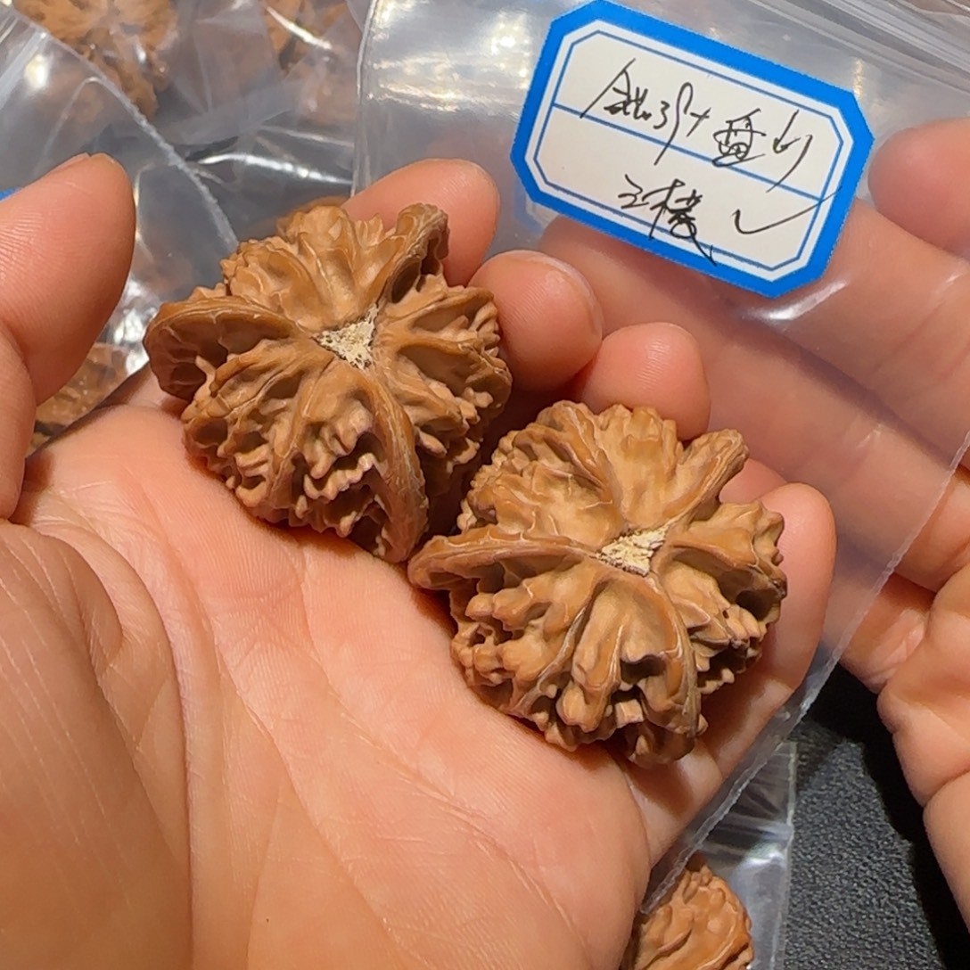 ****廉文玩核桃吊坠飞飞飞飞飞飞