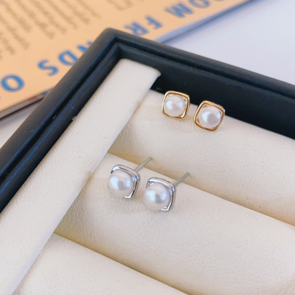 纯铜仿珍珠耳饰 气质睡觉免摘耳钉轻奢简约迷你淡水珠小耳钉409
