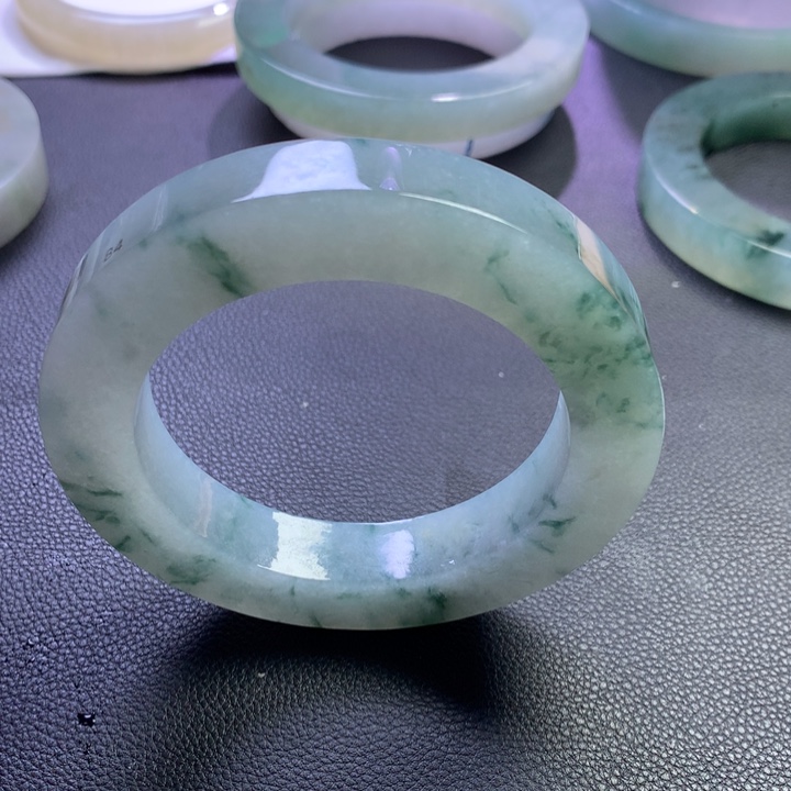 枫***定制翡翠翡翠手镯定制未镶嵌