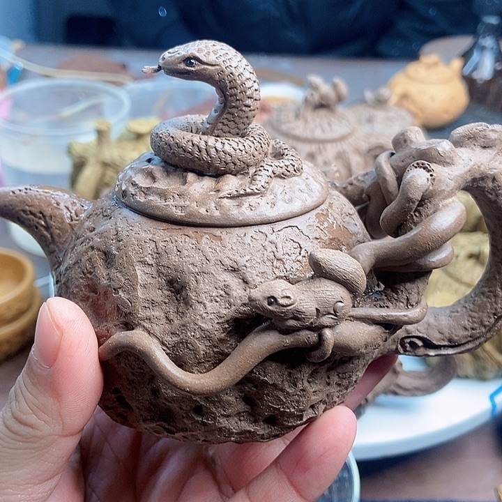 茶壶紫砂全手工拍打成行方式