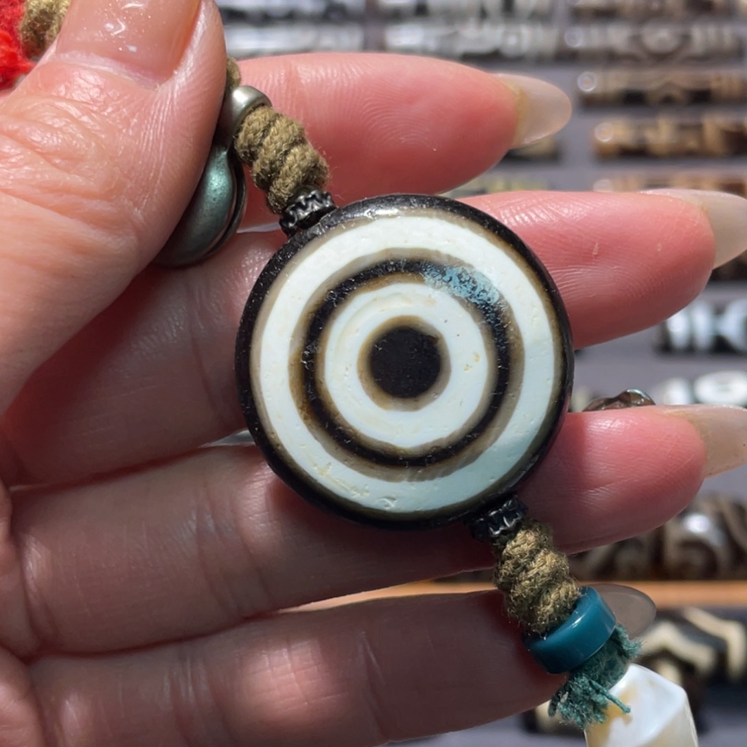 玛瑙/玉髓颈饰未镶嵌冷**子