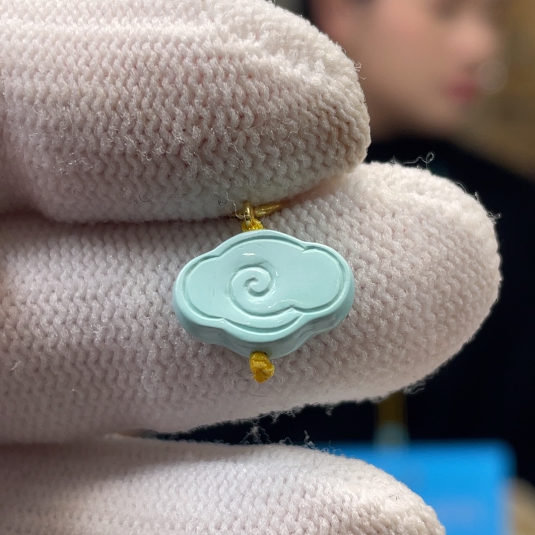 绿松石未镶嵌挂件