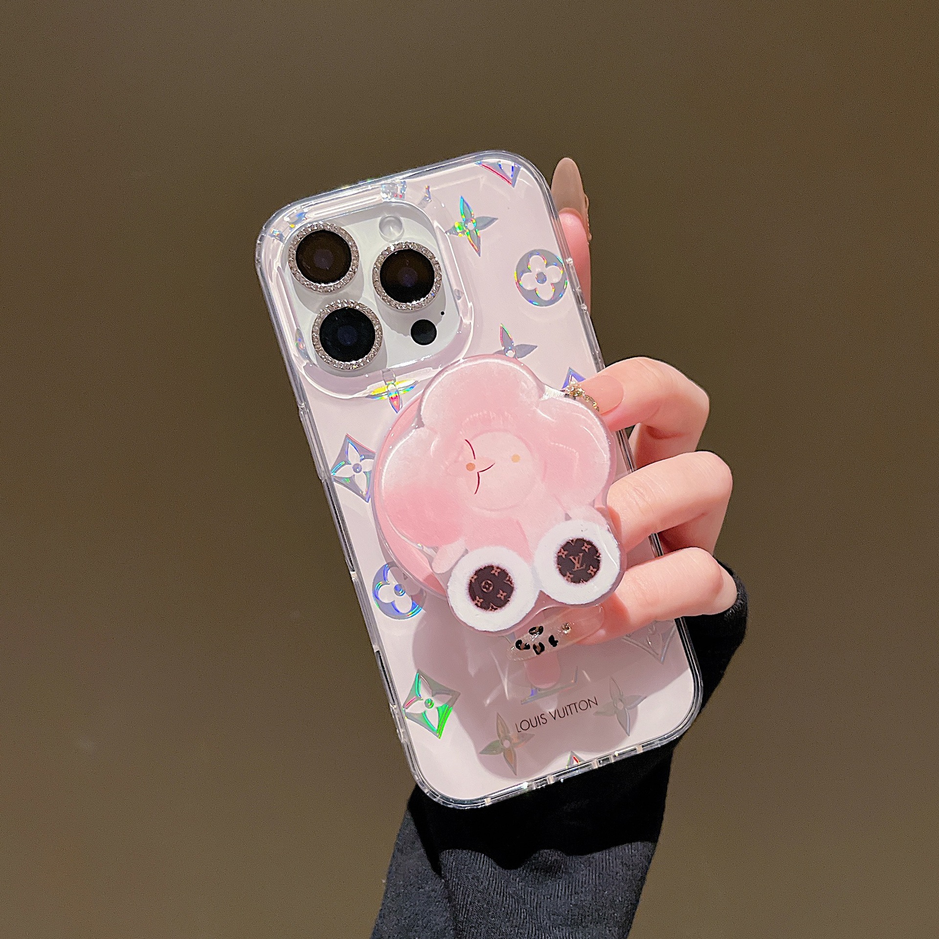 新款潮牌粉色点钻皮革手机保护套适用苹果16手机壳