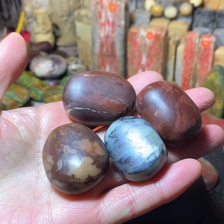 昌化鸡血石昌化石