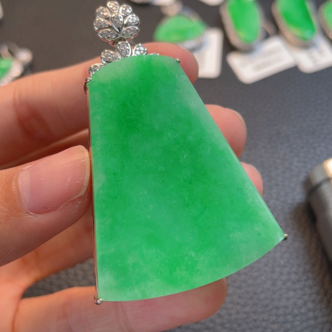 翡翠银S925镶嵌吊坠(不含链)