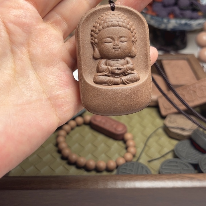 泥塑雍正避暑玫瑰宝宝佛牌牌