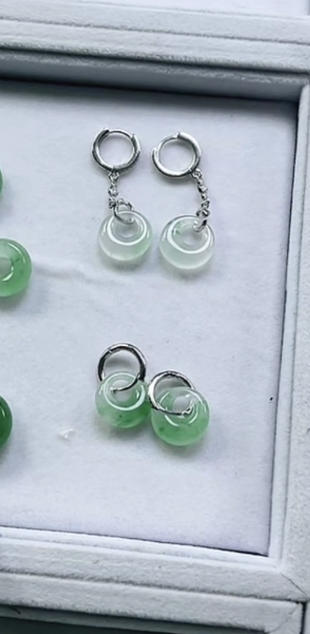 天然非洲翠公主扣耳坠