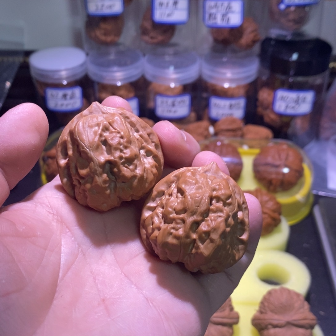 文玩核桃吊坠蛤蟆