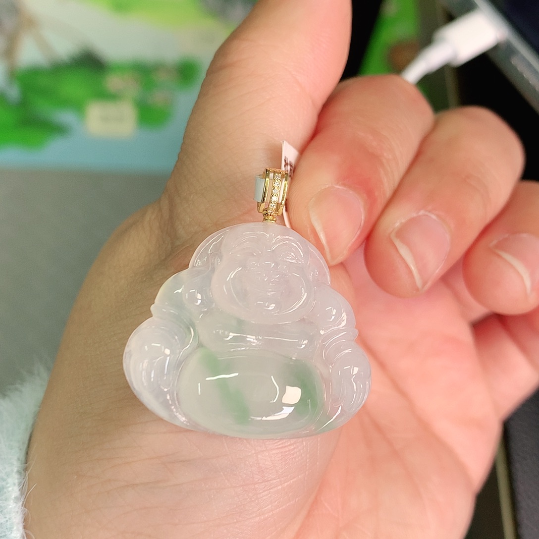 翡翠颈饰18K金镶嵌冰胶飘绿佛公