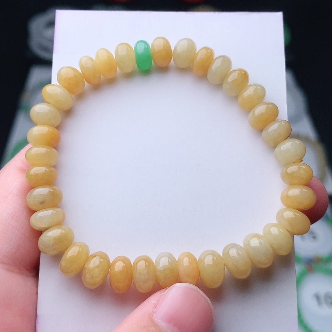 翡翠手串未镶嵌翡翠