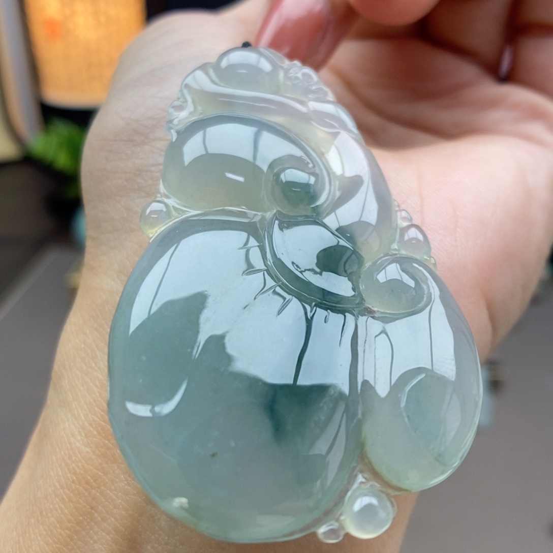 翡翠未镶嵌颈饰吊坠87