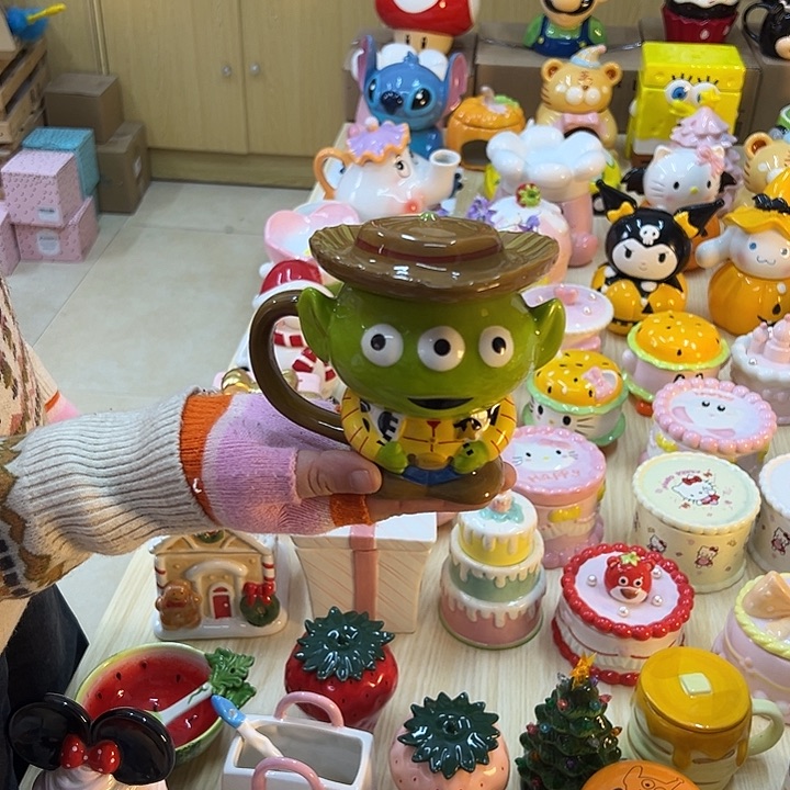 摆件陶瓷等行业的产品出口