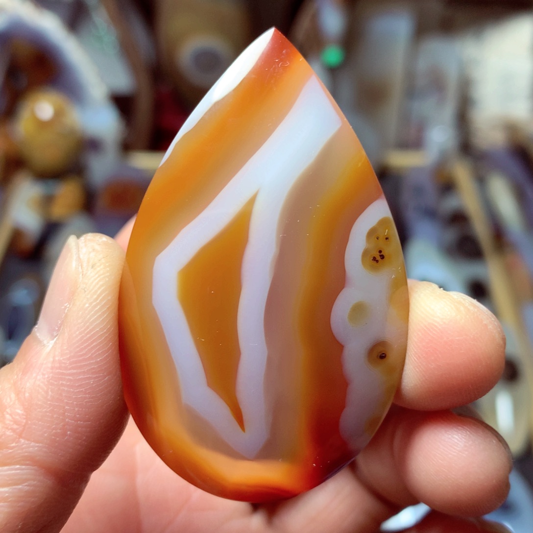 玛瑙/玉髓颈饰未镶嵌