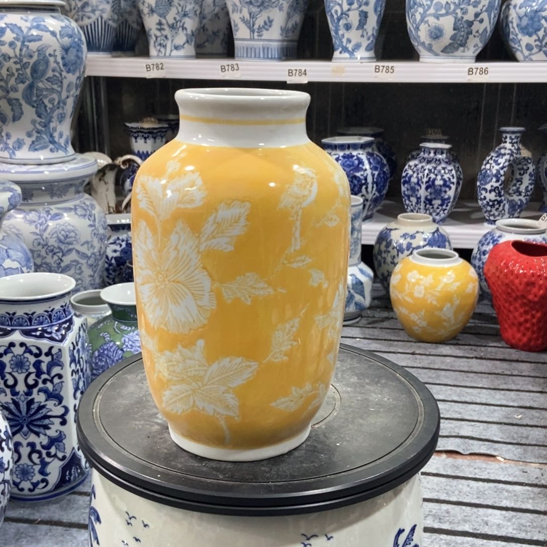 摆件花瓶手绘釉下彩轻微矿点