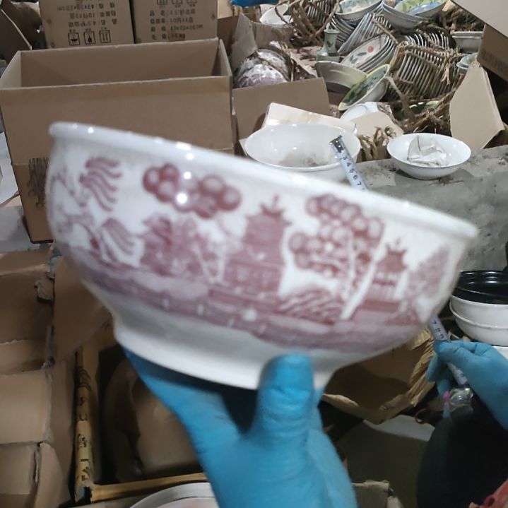 摆件陶瓷盘子碗啥都有