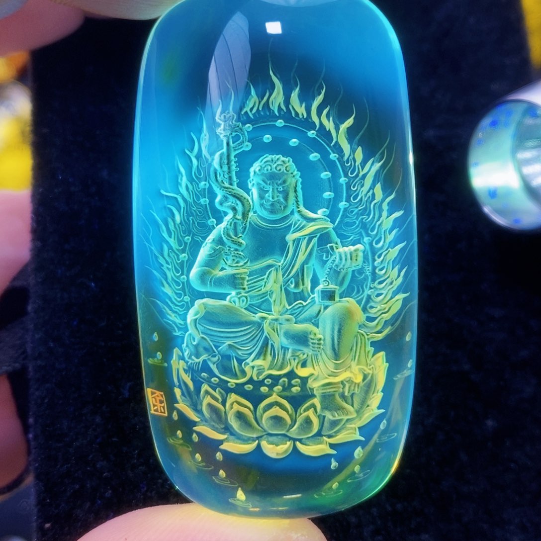 【闪购商品】金珀颈饰未镶嵌琥珀阴雕